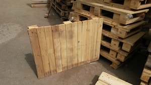 Поддон б/у маленький произвольных размеров